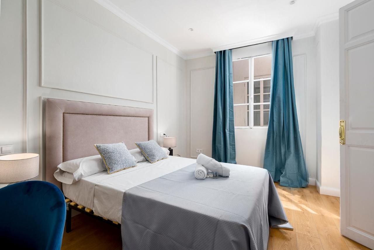 Apartamento Plaza De La Merced 4 Habitaciones Málaga Exteriör bild