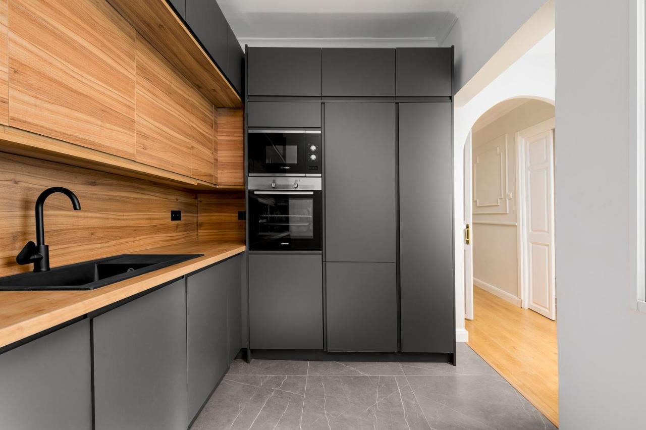 Apartamento Plaza De La Merced 4 Habitaciones Málaga Exteriör bild