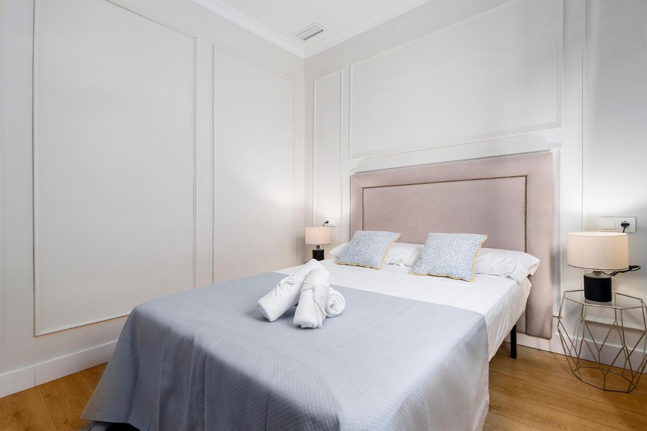 Apartamento Plaza De La Merced 4 Habitaciones Málaga Exteriör bild